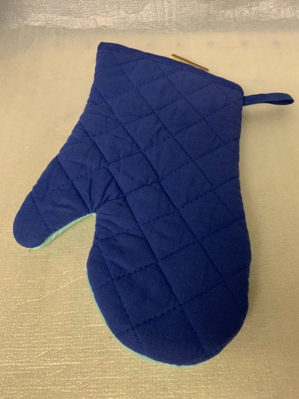 Home Collection Aqua and Navy Paw-Print Oven Mitt - Picture 3 of 3